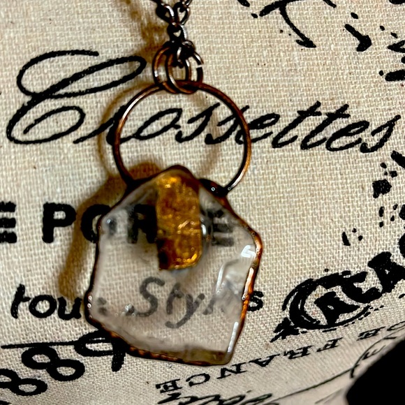 VINTAGE Fossilized clear crystal &Amethyst with copper. - Picture 3 of 9